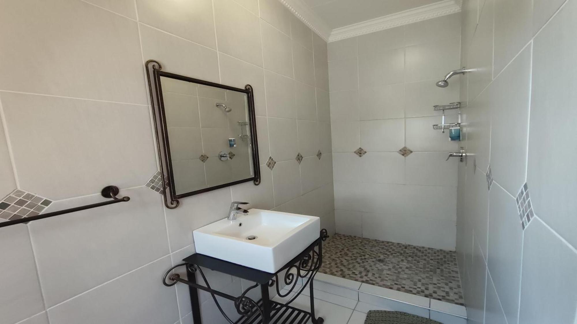 Bird'S Nest Guest House Keetmanshoop Pokoj fotografie
