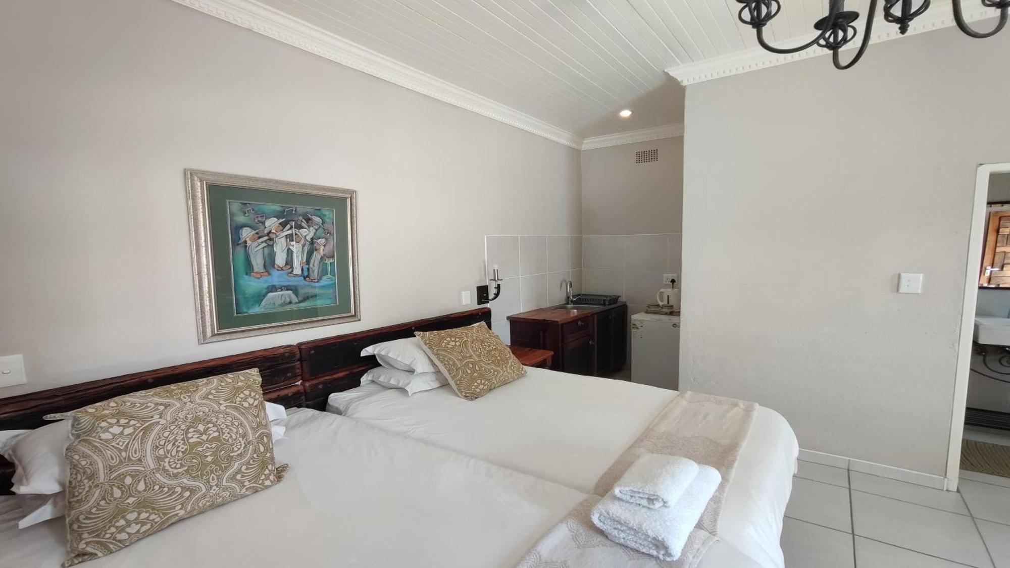 Bird'S Nest Guest House Keetmanshoop Pokoj fotografie